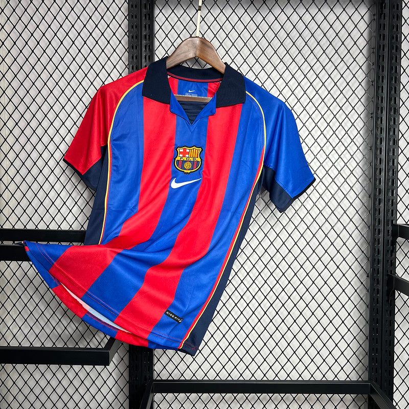 Barcelona Retro 2004/05