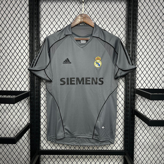 Real Madrid 2005/06 Retro