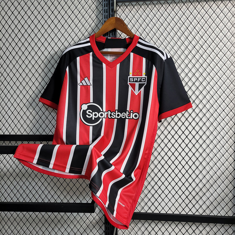 Sao paulo away 23/24