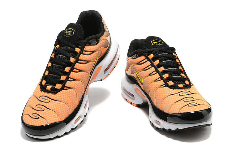 Nike air max plus TN orange black