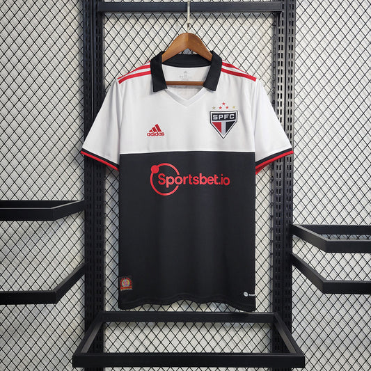 Sao Paulo away 2 22/23