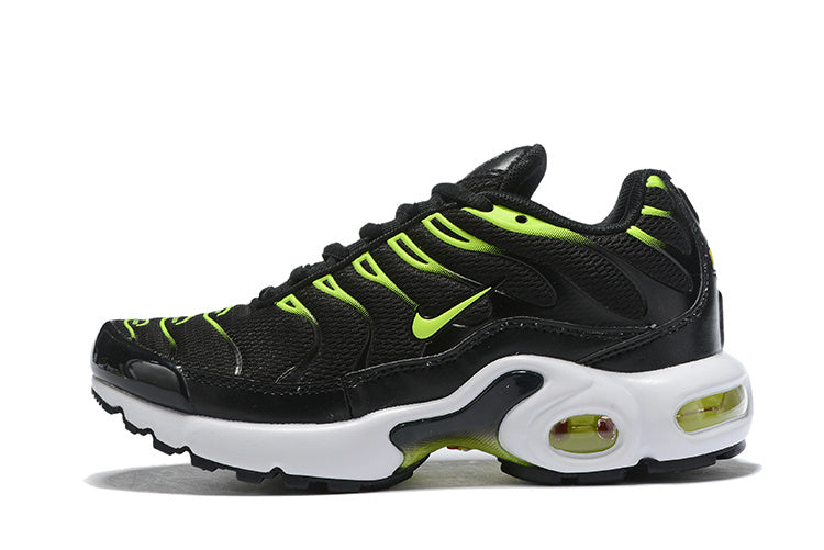 Nike air max plus TN black green