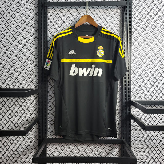 Retro Real Madrid Goalkeeper 2011/12