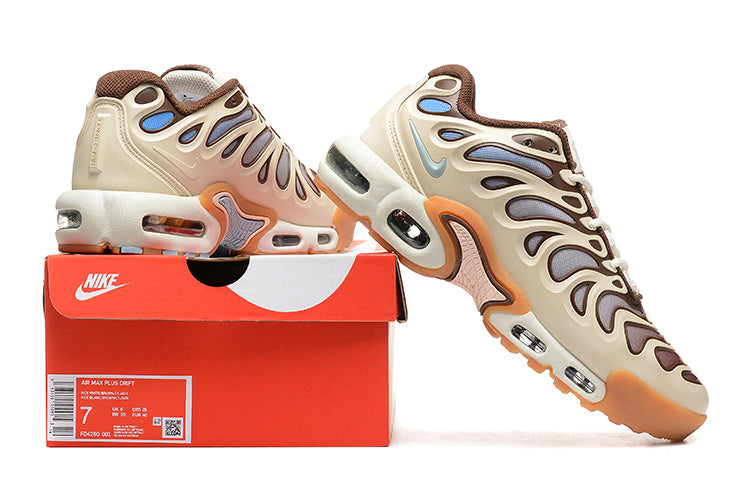 Nike air max plus drift cream