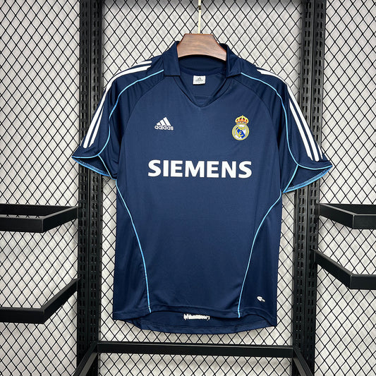 Real Madrid 2005/06 Retro