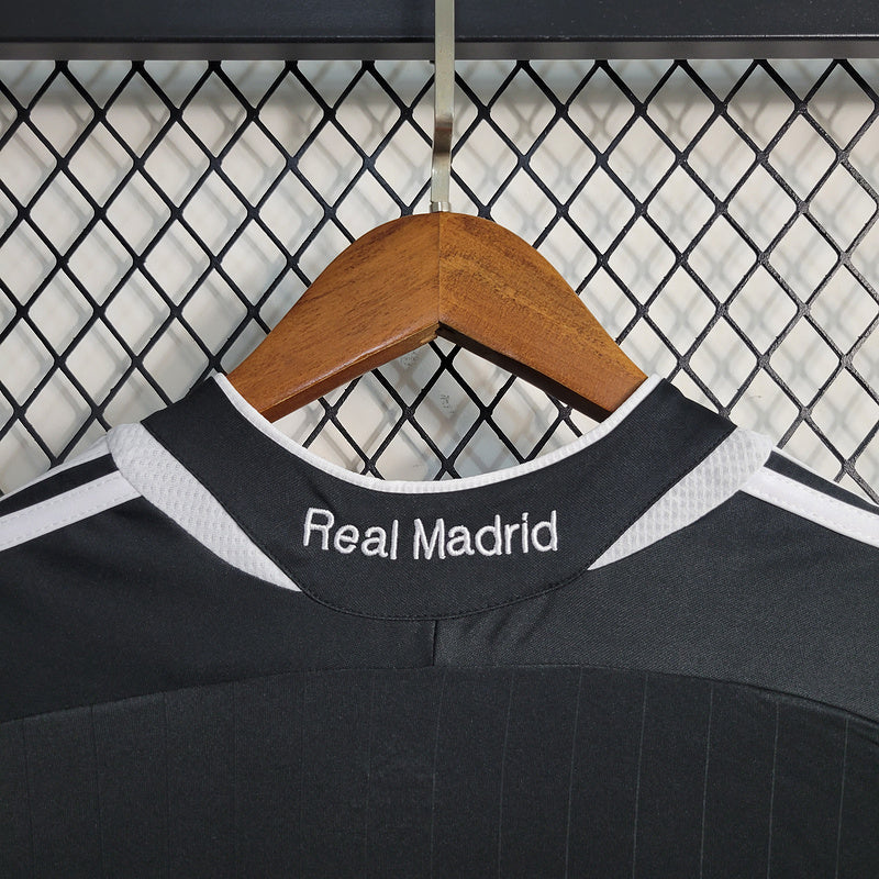 Retro real madrid due ospiti 06/07