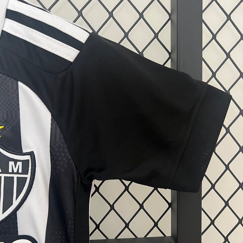 Conjunto kids atlético mineiro