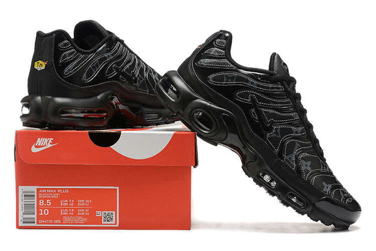 Nike Air Max Plus TN X Louis Vuitton Nero