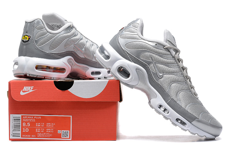 Nike Air Max Plus TN "Argento metallizzato"