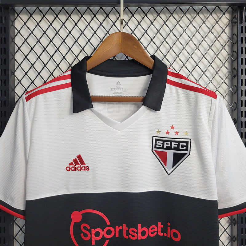 Sao Paulo away 2 22/23