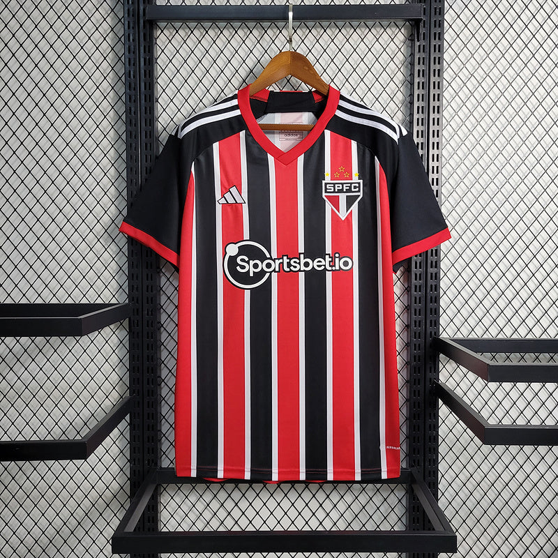 Sao Paulo away 23/24