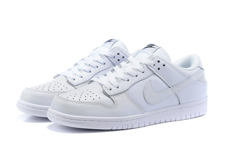 Nike Dunk Low Triple White