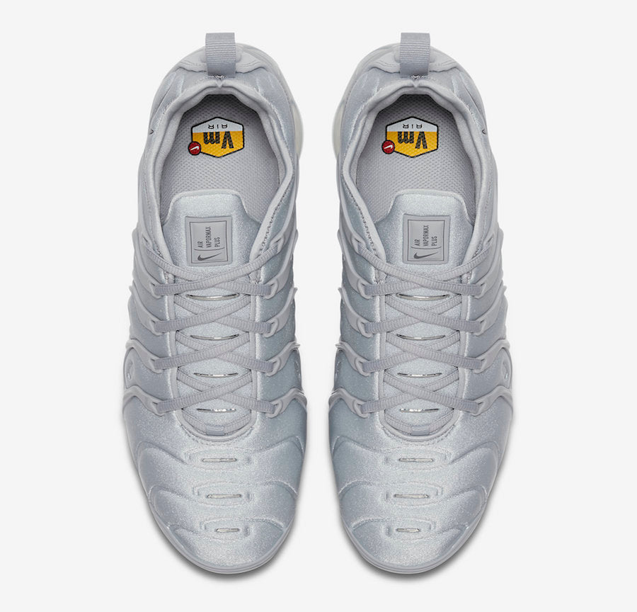 Nike air vapormax plus grey