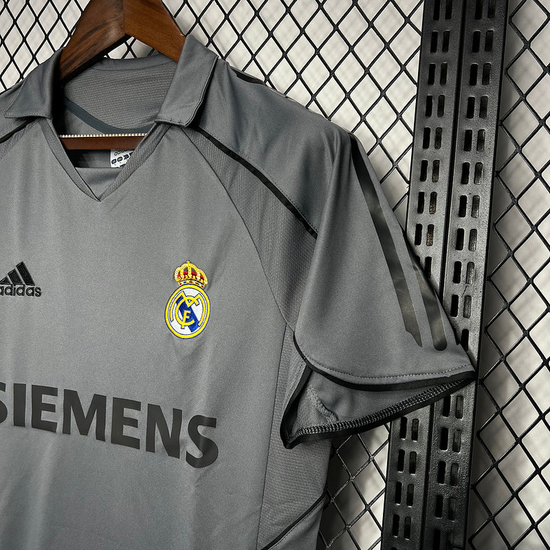 Real Madrid 2005/06 Retro