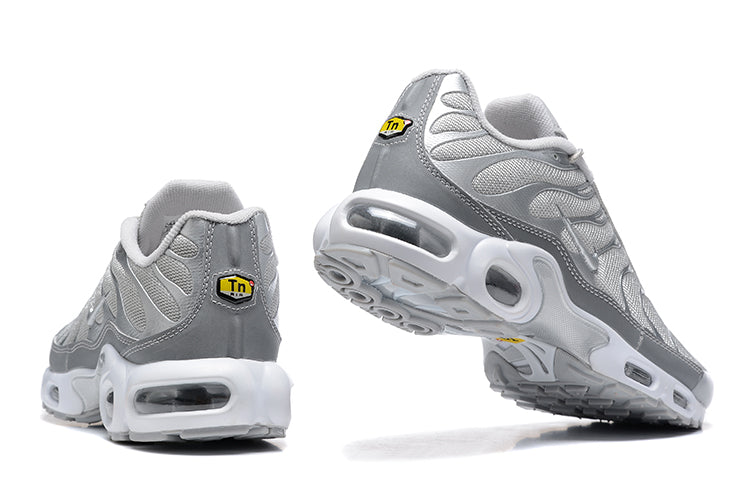 Nike Air Max Plus TN "Argento metallizzato"