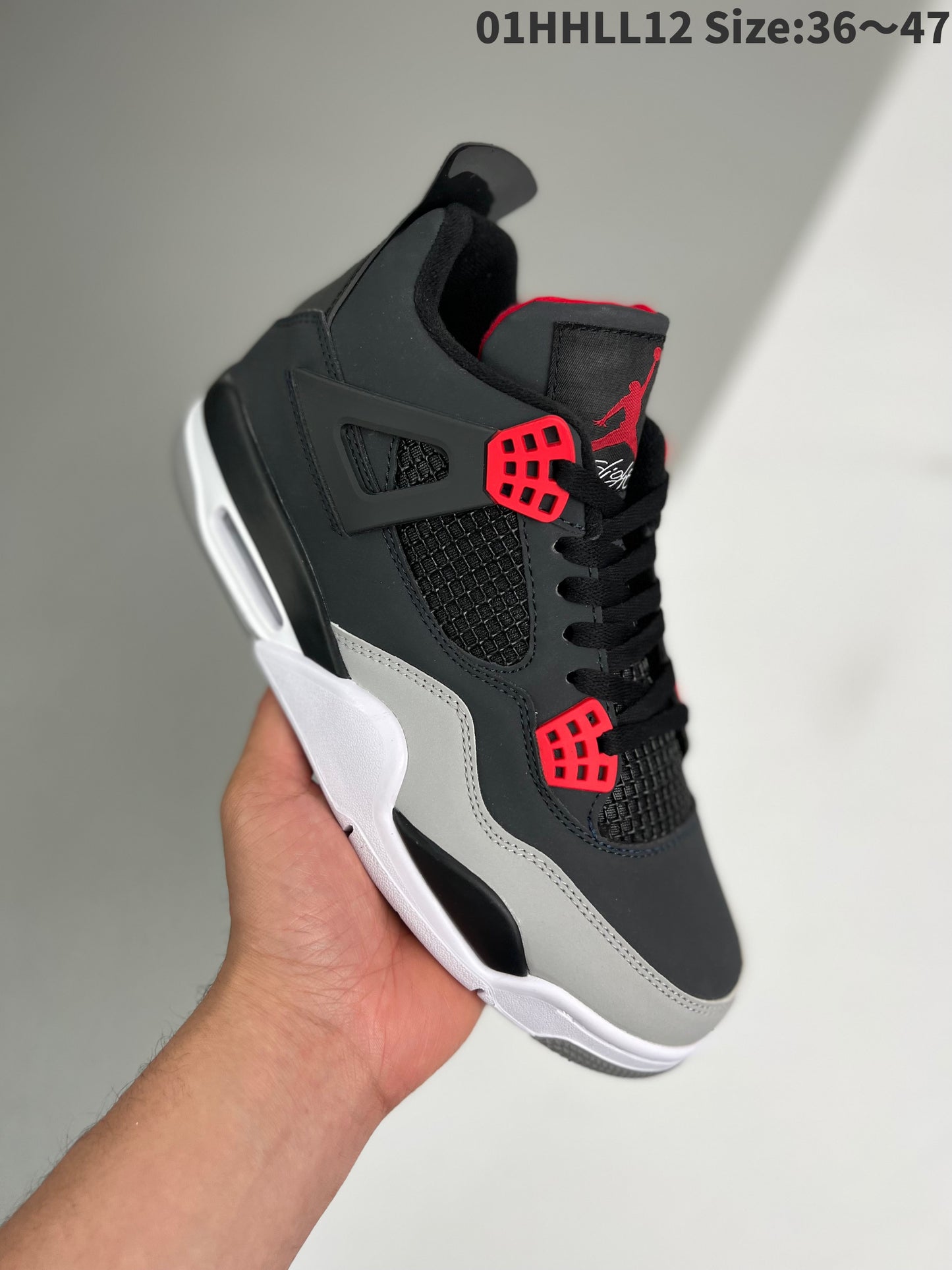 Nike Air Jordan 4 Retro "Bred"