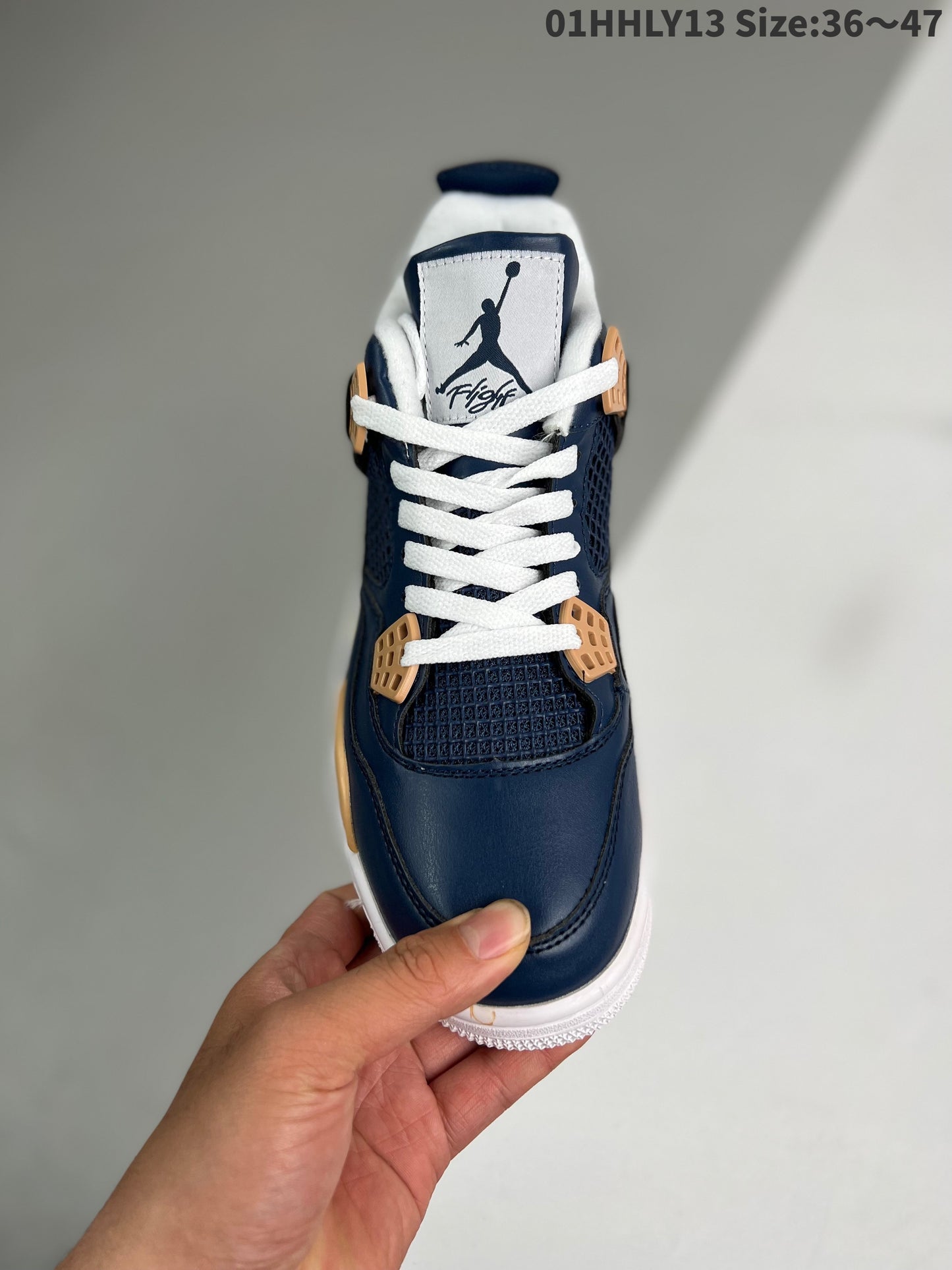 Nike Air Jordan 4 Retro "Columbia"