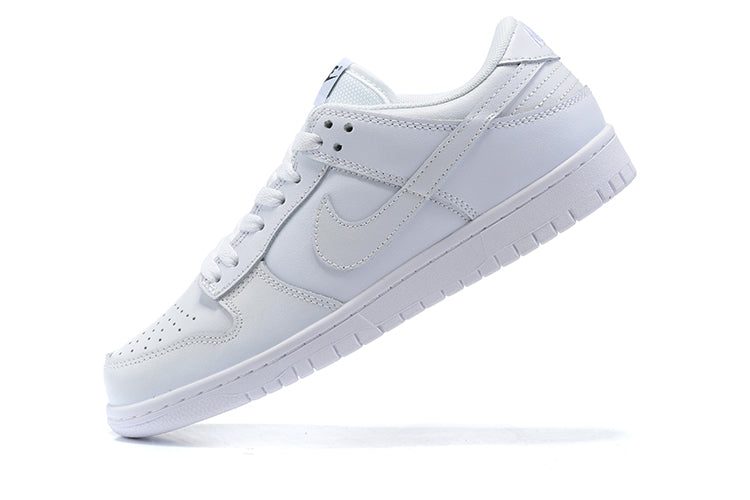 Nike Dunk Low Bianco Triplo