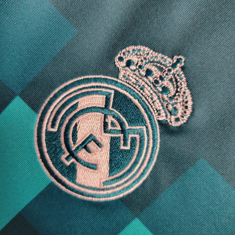 Retro real madrid second passenger 17/18