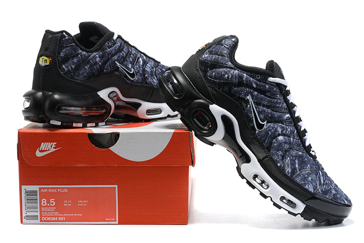 Giornale Nike Air Max Plus TN